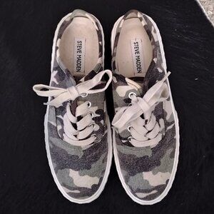 Steve Madden Camo Slip-On Mule Sneakers - Quick Sale!